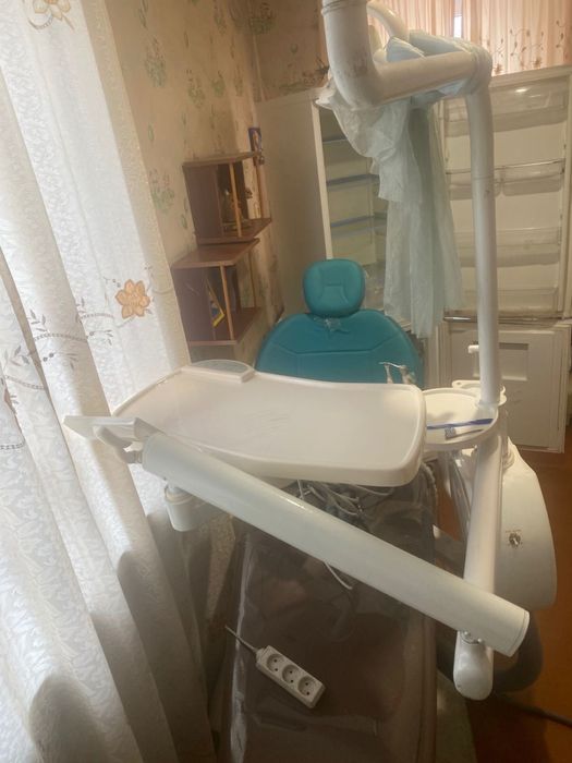 Продам стоматологическое кресло