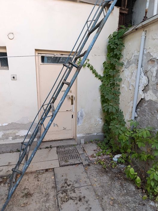 Железная лестница Temir narvon