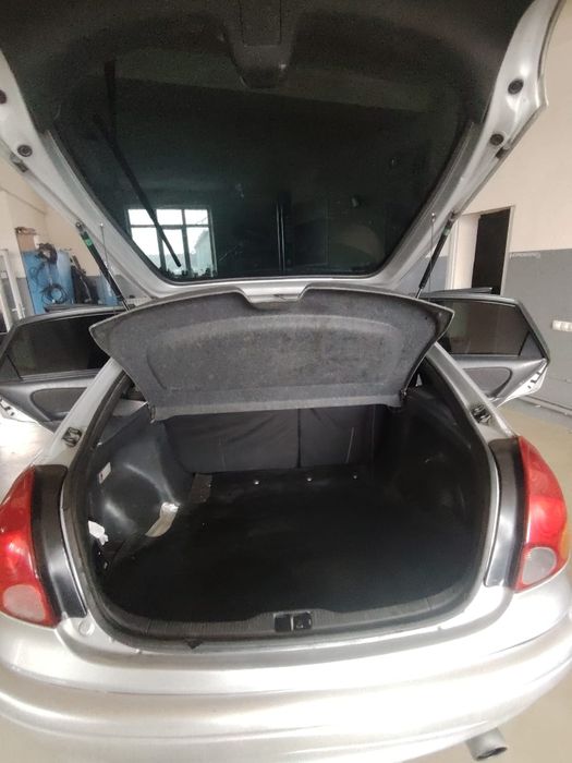 Toyota corolla 2000 г