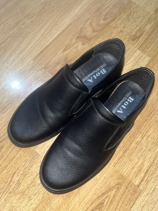 Срочно продам туфли в школу