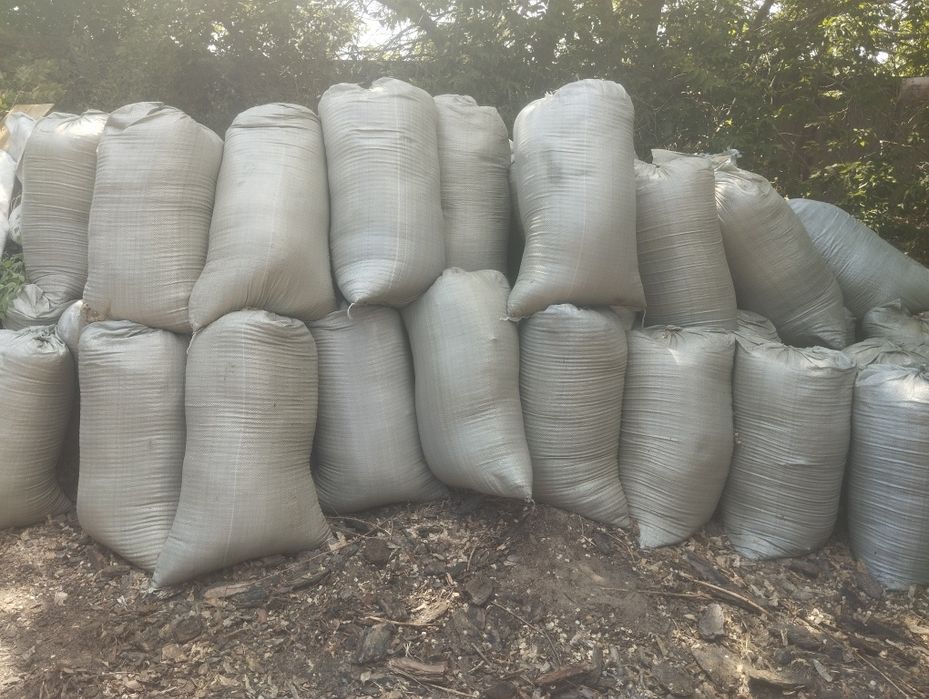 Продам опилки в мешках