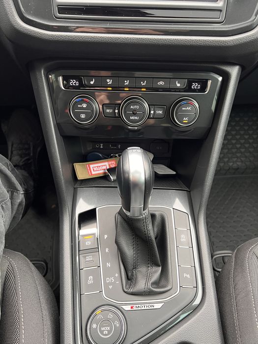 Volkswagen Tiguan Highline, R-Line, 2.0 TDI, DSG, 4 MOT