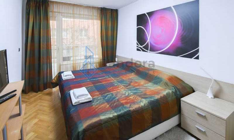 Дава се под наем Тристаен апартамент в София, Гео Милев - 165 кв.м за 1320 € - Снимка #5