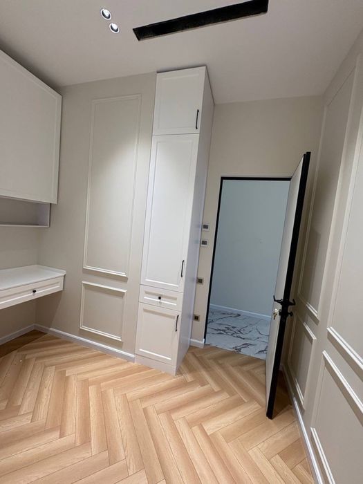 NestOne квартира 23 этаж 59м Блок А. Балкон в Ташсити парк смотрит