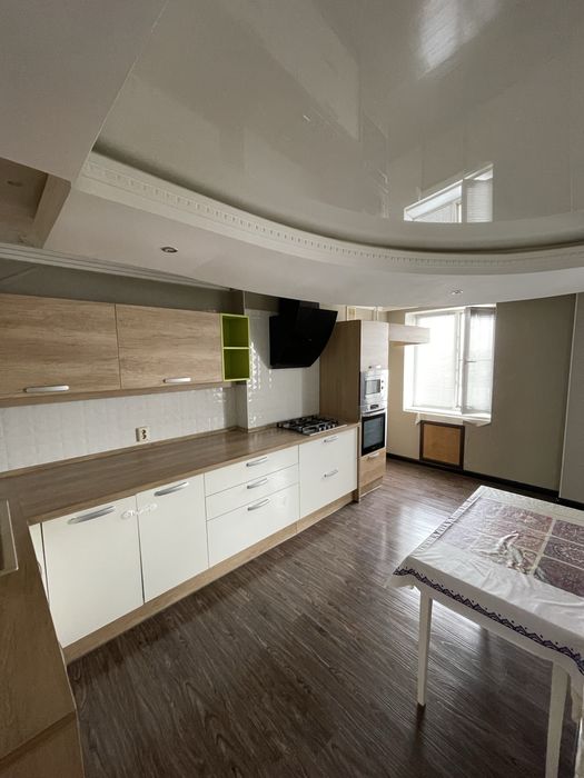 Сдам 2 х комн кв посуточно 12 мкр