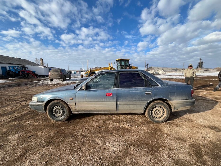 Продается мазда на ходу срочно 800 договоримся