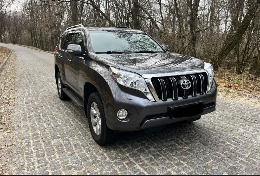 Toyota Land Cruiser Prado 150 Gri 2016 Tarcaia • OLX.ro