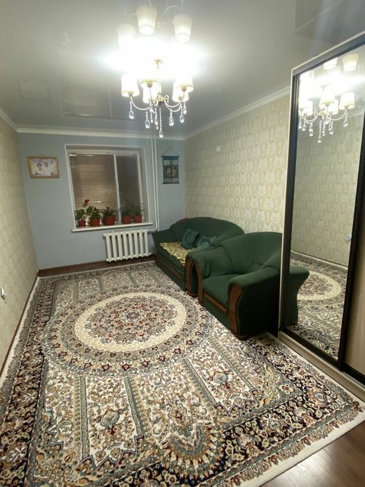 Продается 4 комнатная квартира