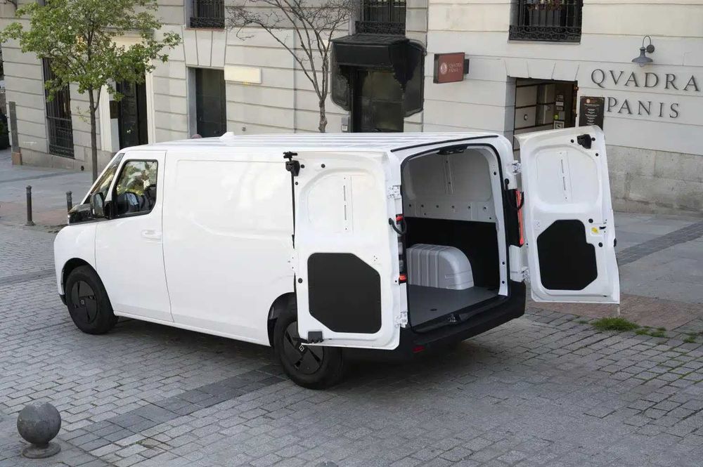 GEELY Farizon SV (SuperVan) Elektro