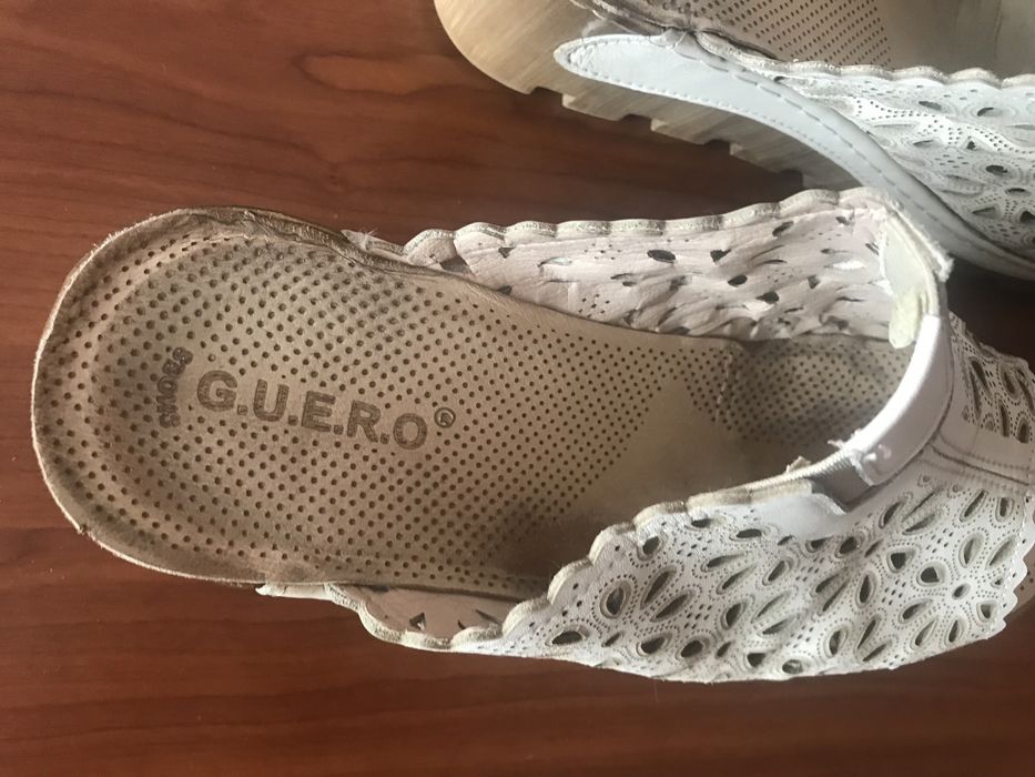 Продам 3 пары женских сабо