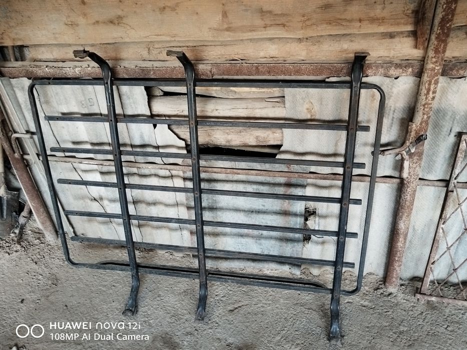 Mashina uchun bagajnik