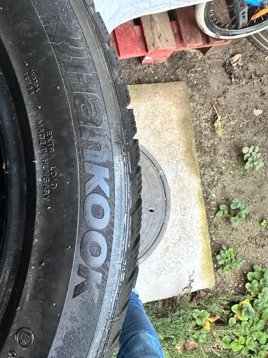 Anvelope Iarna HANKOOK Winter I cept Evo2 SUV 255/50 R19 107 M+S