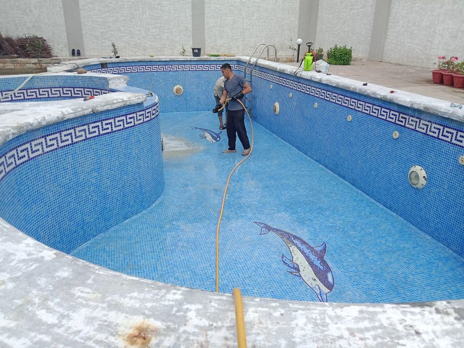 Ремонт бассейнов Реставрация майолика  . Химчистка мойка фуга