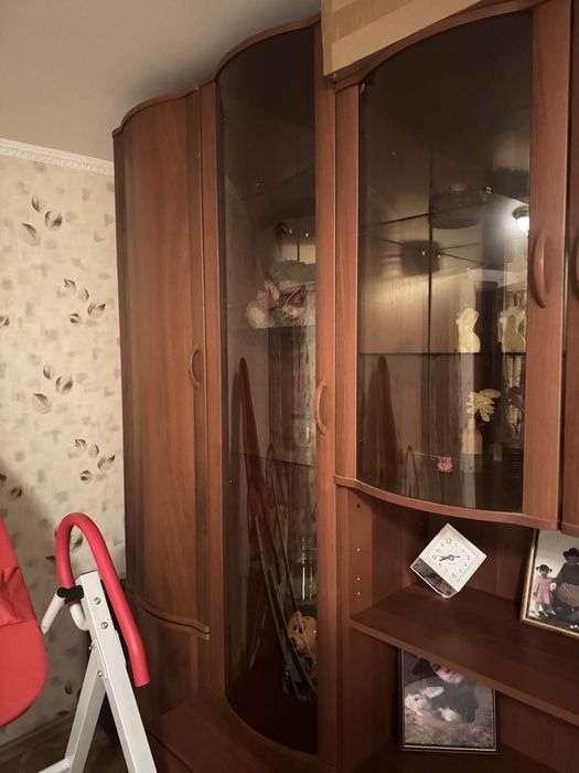 Стенка в гостинную