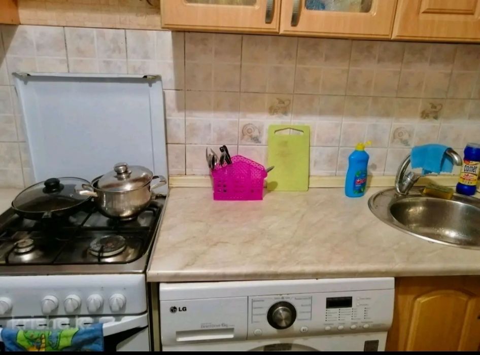 1 комнатная центр Жамакаева 71