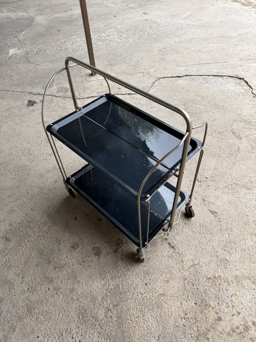 Складной столик етажерка