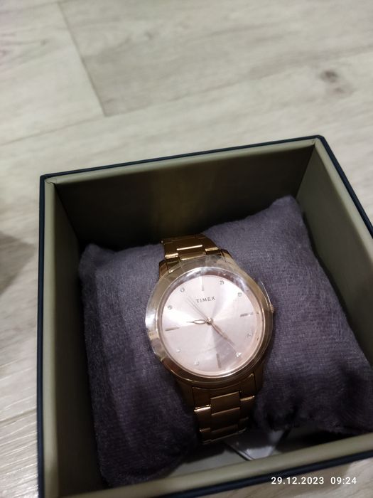 Часы женские TIMEX новые