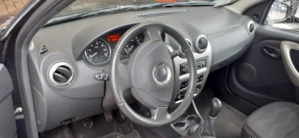 Дачия Сандеро 1.5 dCi  Dacia Sandero – Само на части