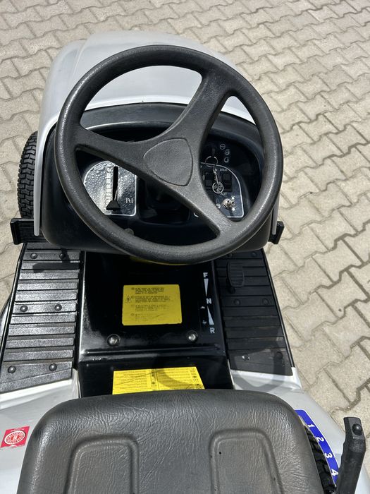 Tractoras Gazon 18 cp motor Honda 2 cilindri