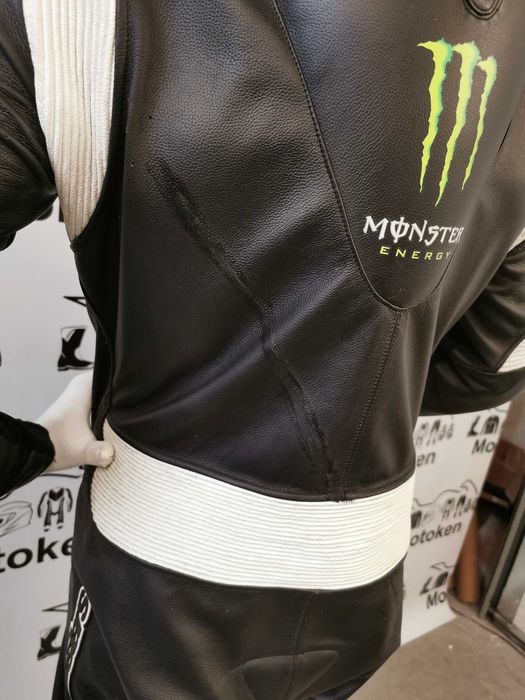 Costum moto Alpinestars cu cocoasa marimea 52