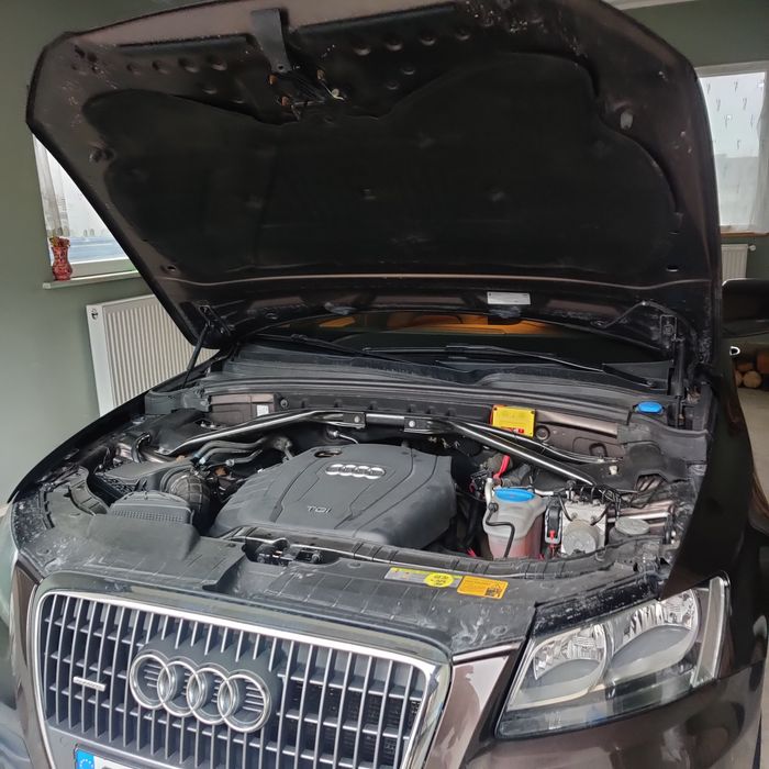 Vând Q5 quatro 2010