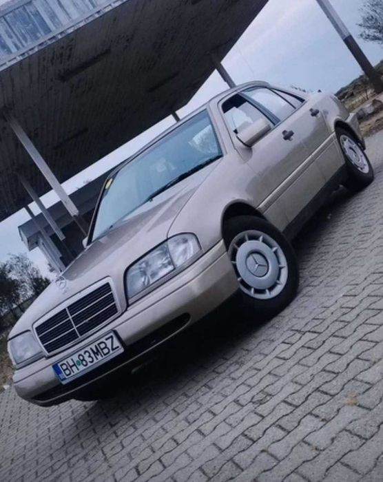 Mercedes-Benz C200 W202 Retro