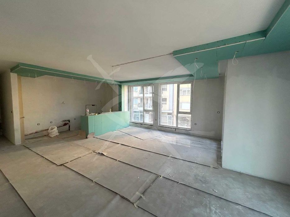 Продава се Тристаен апартамент в Пловдив, Център - 148 кв.м за 2102 €/кв.м - Снимка #3