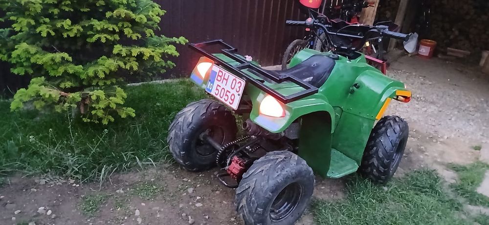 Vând ATV de copii