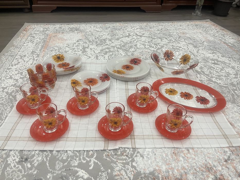 Сервиз чайно- столовый