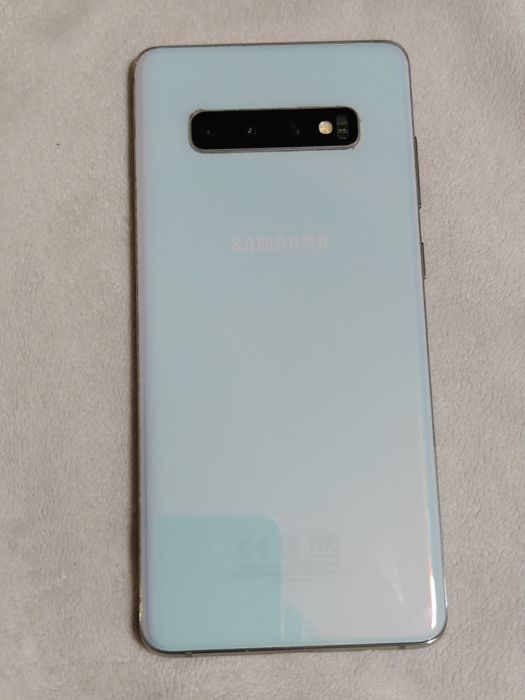 Samsung S10 Plus 128 gb Ram 8 полный комплект