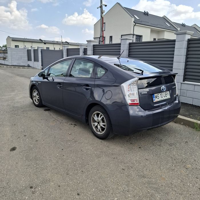 Toyota Prius 1.8 hibrid baterie noua