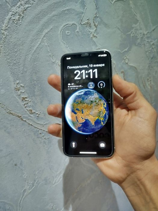 iPhone Xs (12Pro korpusda)