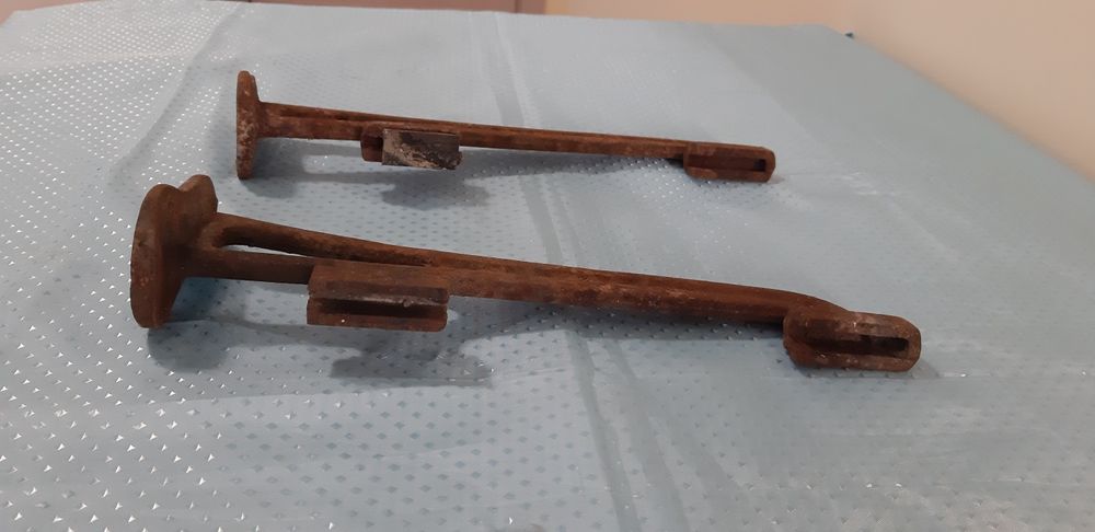 Чугунени стоики от соца