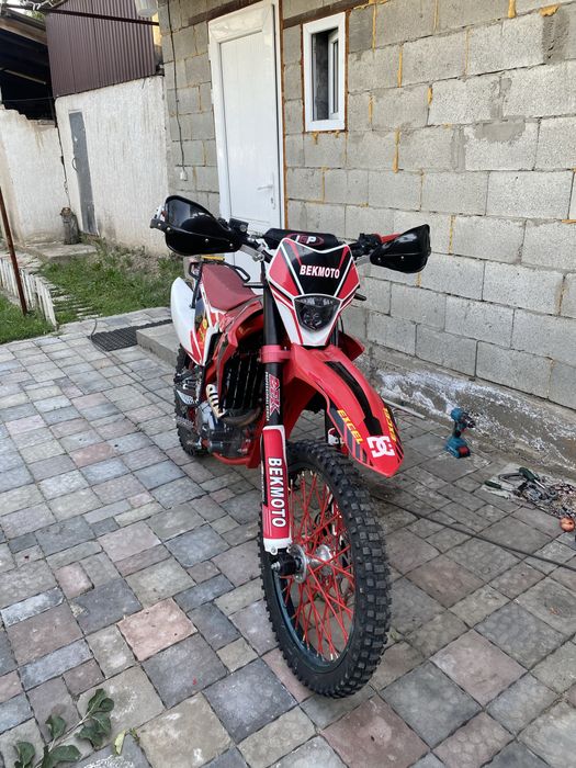 Продам эндуро 300 кубов