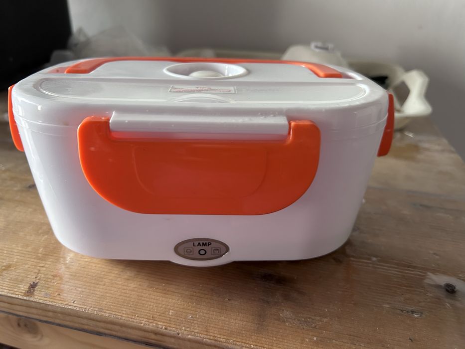 Blender Philips si caserola termica cu inclazire