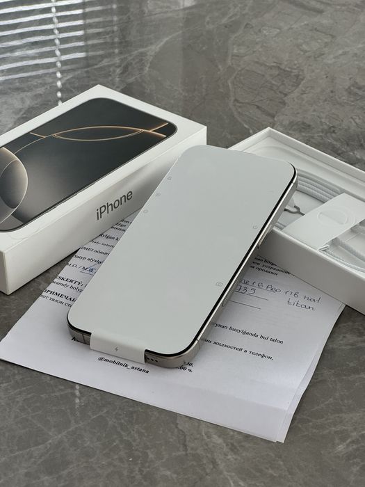 iPhone 16pro 1 TB Titan