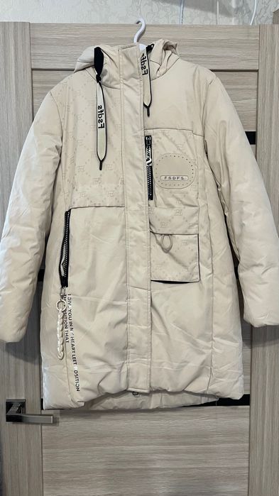 Пуховик детский на зиму.