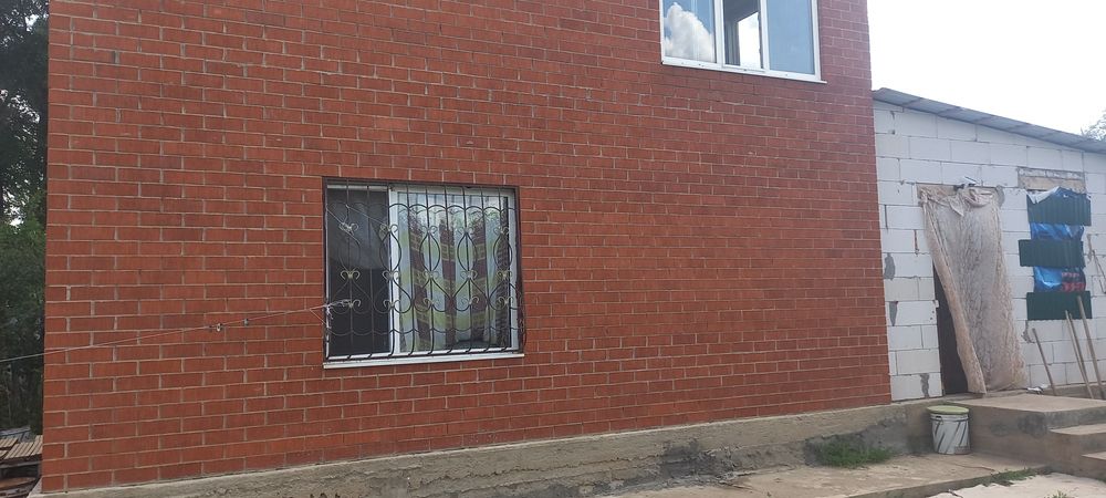 Продам  дачу домик в черновом