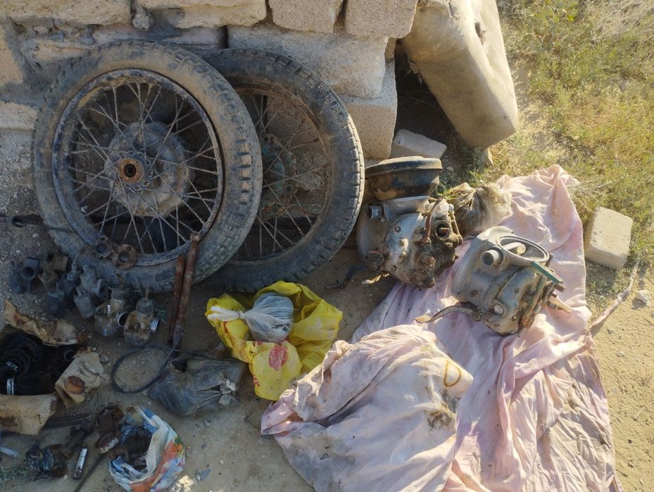 Урал мотоциклдің Запчастьтері сатылады