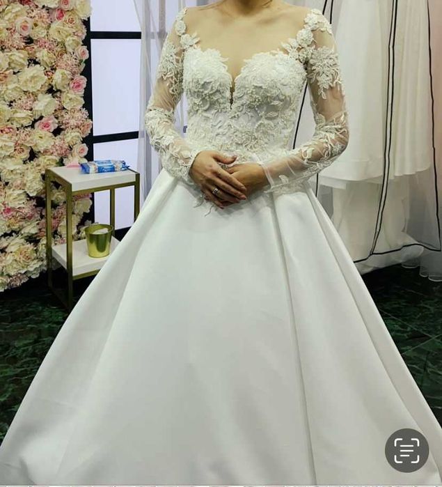 Свадебное платье