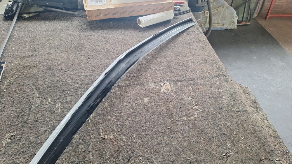 Спойлер за Mercedes