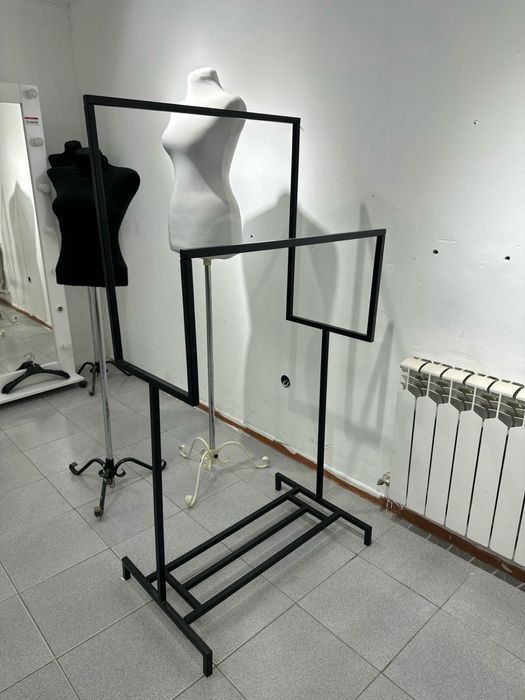 Стеллаж напольный