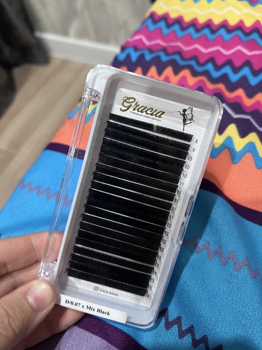 Продаю новые ресницы