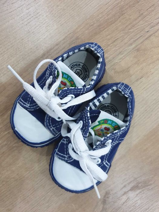 Бебешки боти и обувки на различни цени