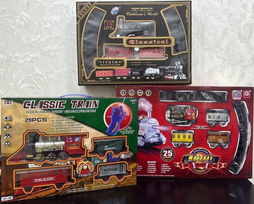 Детская железная дорога с подсветкой и звуковым эффектом