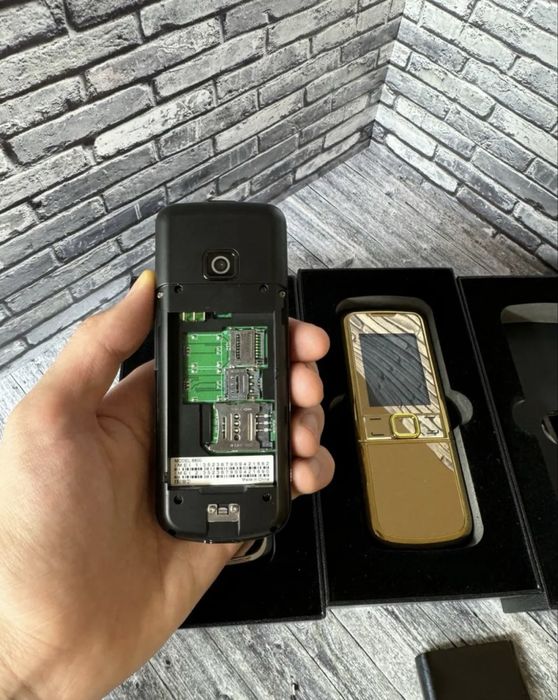 Продам Телефон NOKIA 8800 слайдер