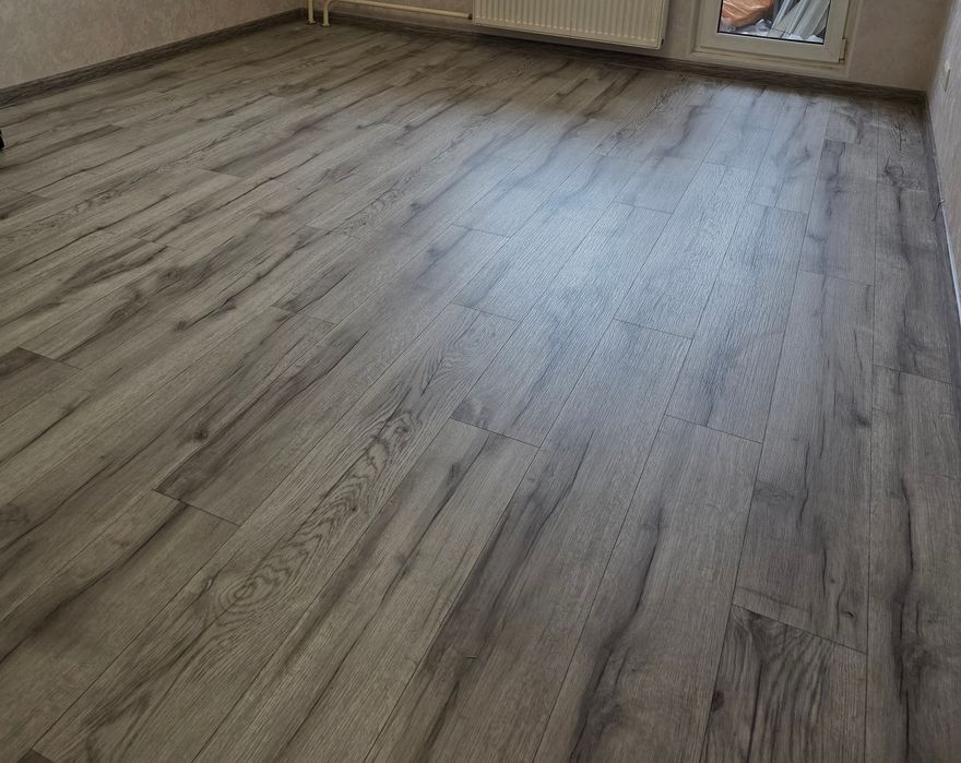 Укладка ламинат, кварцвенил.