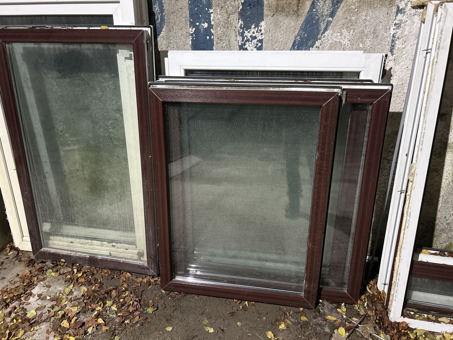 Vand geam termopan cu   2 geamuri deschizilbile 180x180