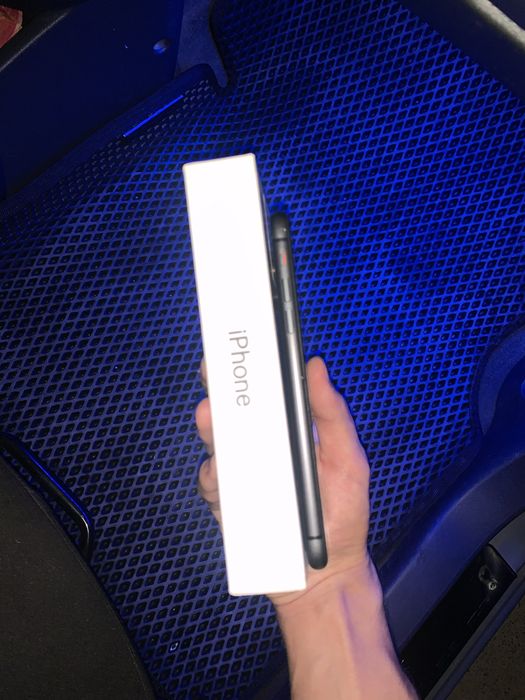 Iphone 11 64 GB 78% karobka dok
