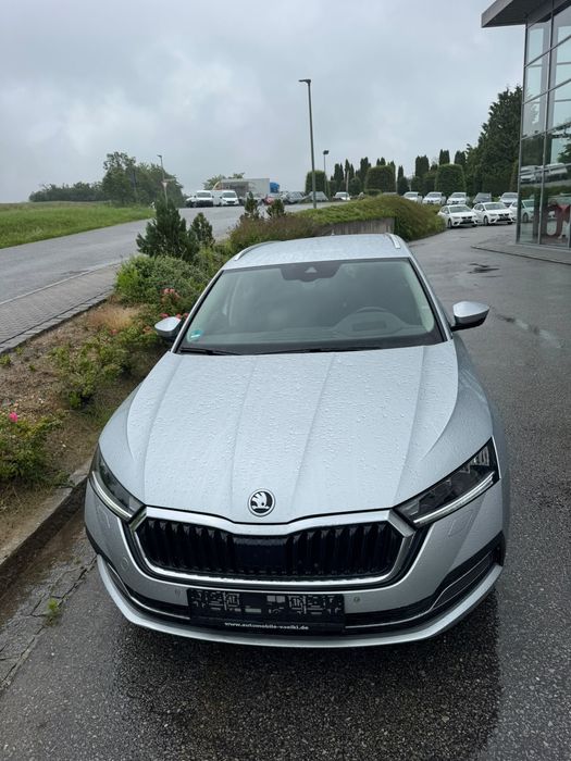Skoda octavia 2.0 DSG -142.000 Km- Full.Headup Memory Camera
